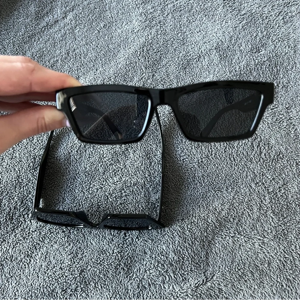 🔥Trendy Black Square Sunglasses Set
